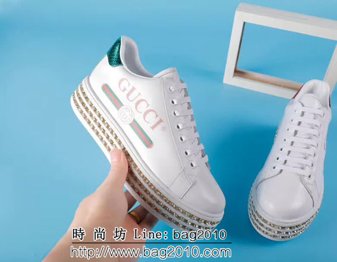 GUCCI古馳 新一季爆單款 頂級版本 3D印花 舒適時尚潮流 厚底松糕水鑽 女士小白鞋 QZS1437